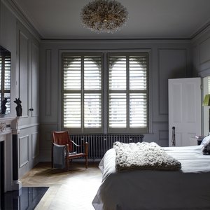 chiswick-bedroom-shutters
