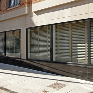 restaurant-leather-shutters-london