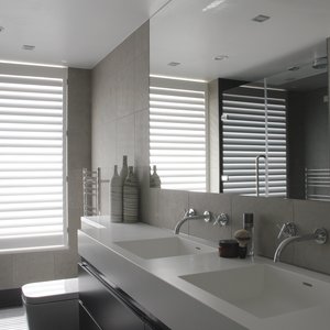 waterproof-bathroom-shutters