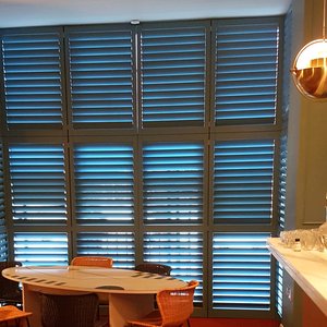 bar-shutters