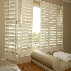 white-shutters-spa