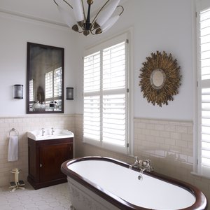 chiswick-bathroom-shutters