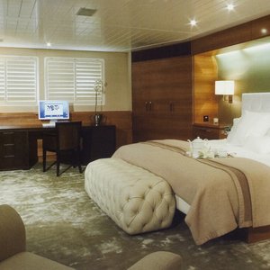 yacht-leather-bedroom-shutters